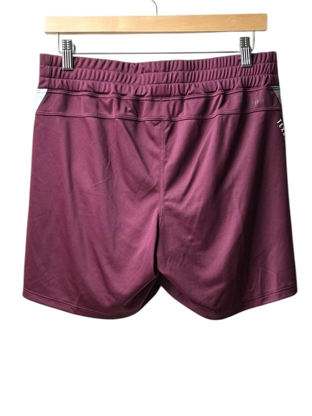 NWT Adidas Texas A&M Team Maroon White Women's D4T Knit Training Short Sz S - Picture 5 of 11
